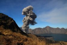 Bali-volcano-aruption